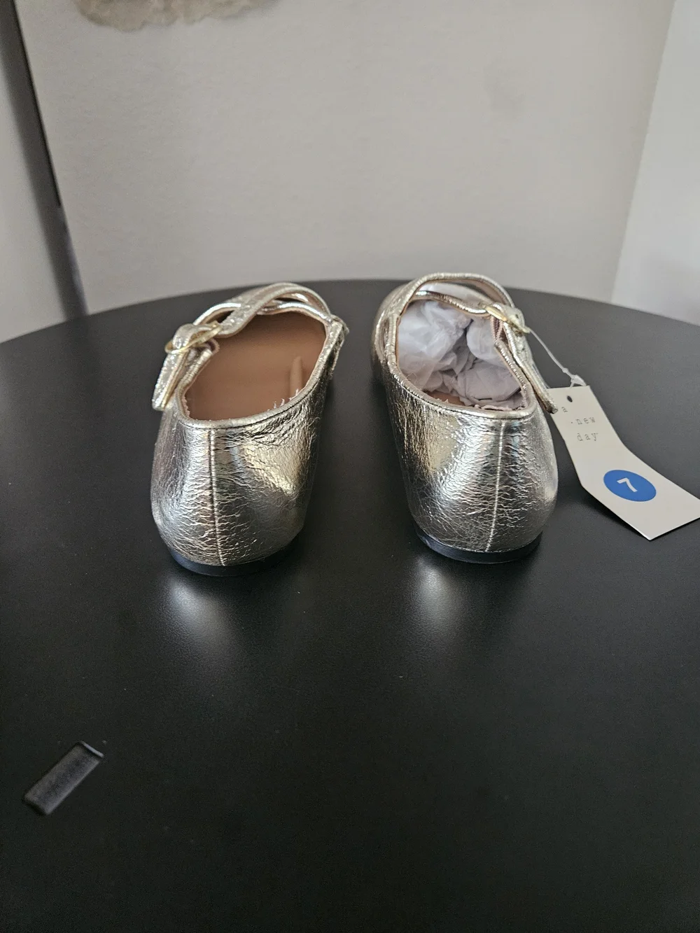 ✨ NWT A New Day Tasmin Metallic Gold Crisscross Mary Jane Flats ✨ Womans Size 7 - Picture 10 of 16